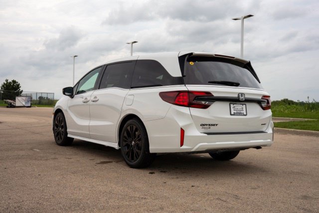 Used 2026 Honda Odyssey Sport-L image 5