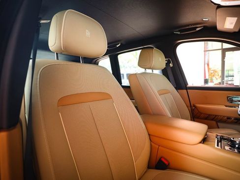 Used 2022 Rolls-Royce Cullinan AWD/4WD image 53
