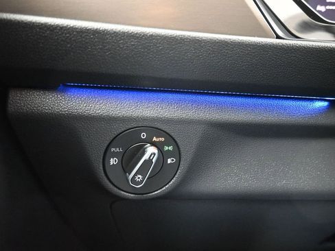 Used 2021 Volkswagen Jetta SEL Premium image 27