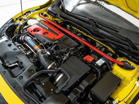 Used 2021 Honda Civic Type R Limited image 40