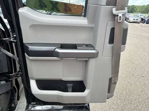 Used 2018 Ford F150 XLT w/ Trailer Tow Package AWD/4WD image 15