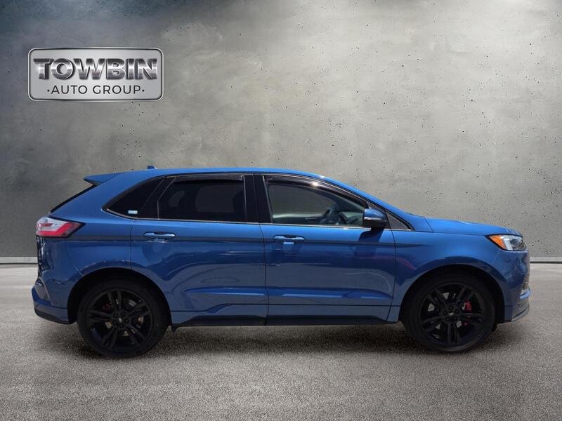Used 2019 Ford Edge ST w/ Equipment Group 401A AWD/4WD image 3