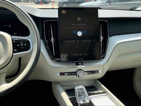 New 2026 Volvo XC60 B5 Ultra w/ Protection Package Premier image 10