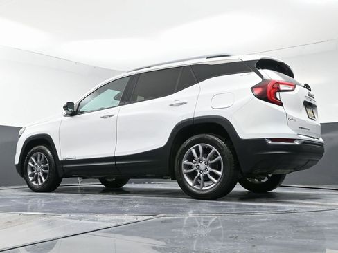 Used 2024 GMC Terrain SLT image 53