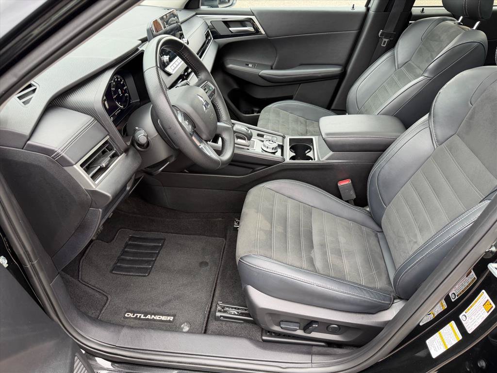 Used 2024 Mitsubishi Outlander SE AWD/4WD image 10