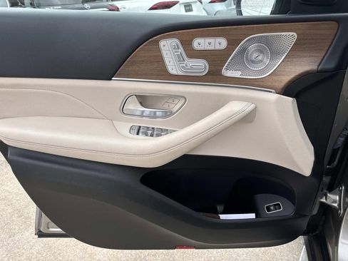 Used 2021 Mercedes-Benz GLE 350 4MATIC image 19