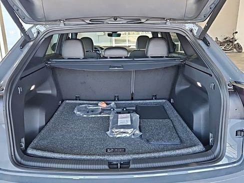 New 2026 Volkswagen Atlas Cross Sport SEL AWD/4WD image 19