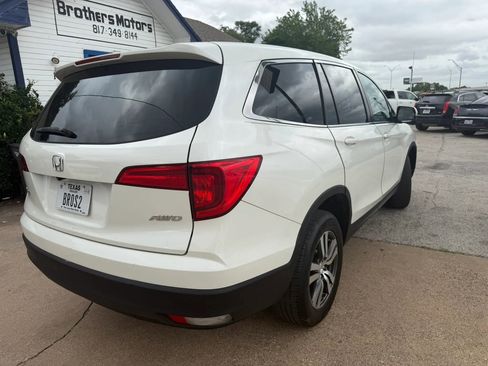 Used 2018 Honda Pilot EX image 5