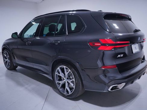 Used 2026 BMW X5 xDrive50e w/ M Sport Package AWD/4WD image 3