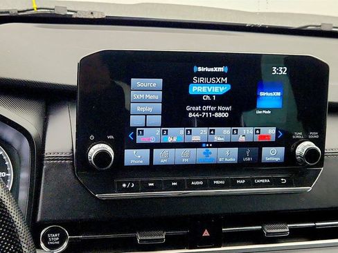 Used 2023 Mitsubishi Outlander SE image 18