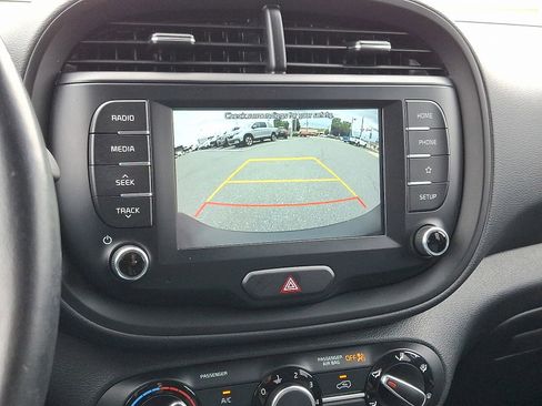 Used 2021 Kia Soul X-Line FWD image 18