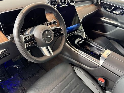 Used 2026 Mercedes-Benz GLC 300 image 9