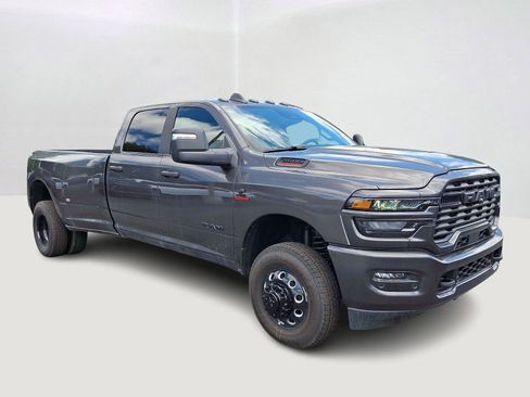 New 2026 RAM 3500 Big Horn AWD/4WD image 2