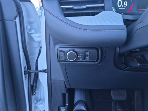 New 2026 Ford Explorer Active image 21