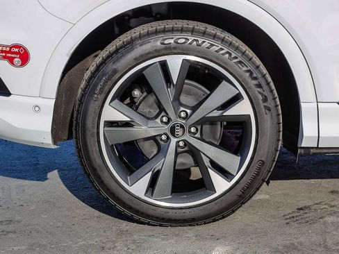 Used 2023 Audi Q4 e-tron Prestige AWD/4WD image 12