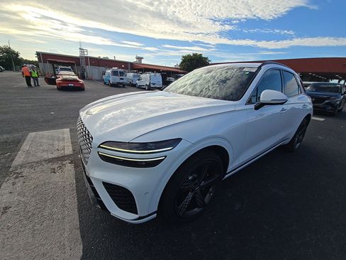 Used 2023 Genesis GV70 3.5T Sport w/ Sport Prestige Package AWD/4WD image 1
