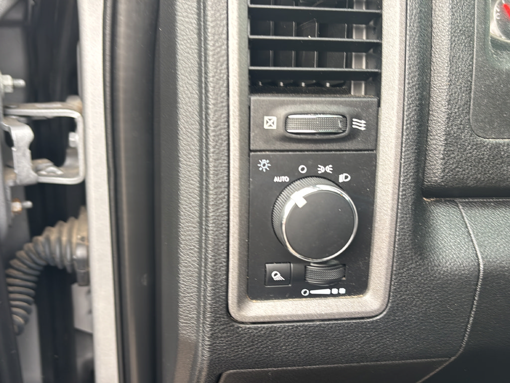 Used 2021 RAM 1500 Tradesman w/ Chrome Plus Package RWD image 21