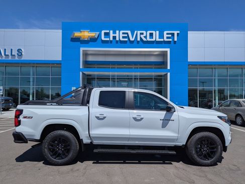 New 2025 Chevrolet Colorado Z71 w/ Midnight Edition image 39