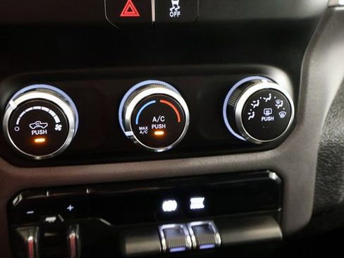 Used 2019 RAM 2500 Big Horn image 18