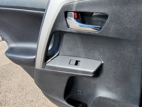 Used 2017 Toyota RAV4 XLE image 19