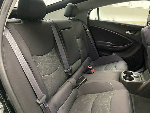 Used 2017 Chevrolet Volt LT image 13