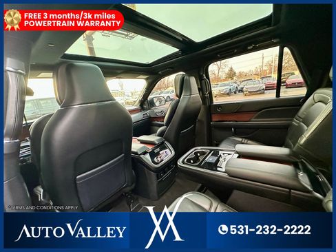 Used 2018 Lincoln Navigator Reserve w/ Technology Package image 25