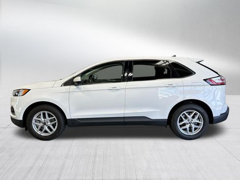 Used 2024 Ford Edge SEL w/ Convenience Package AWD/4WD image 4