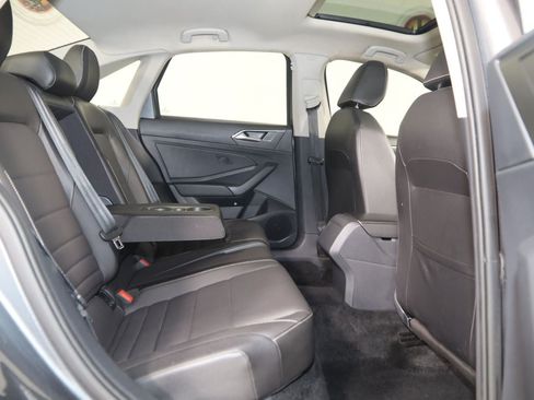 Used 2024 Volkswagen Jetta SE w/ Panoramic Sunroof Package FWD image 14