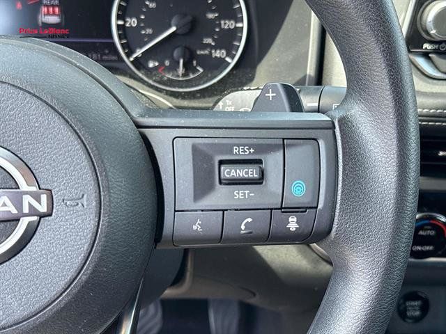 Certified 2024 Nissan Rogue SV FWD image 22