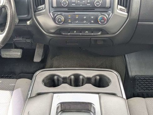 Used 2018 Chevrolet Silverado 1500 LT RWD image 16