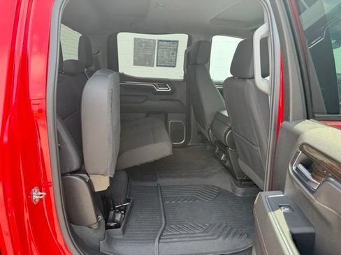 Certified 2022 Chevrolet Silverado 1500 LT AWD/4WD image 17