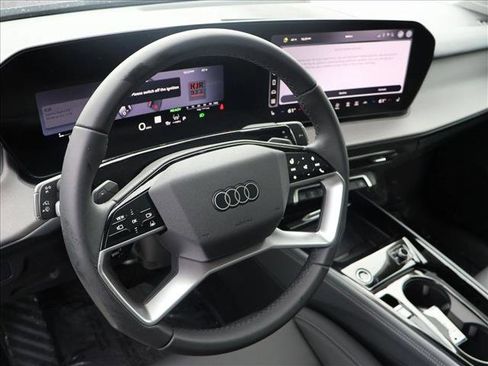 New 2026 Audi Q3 quattro 2.0T AWD/4WD image 3