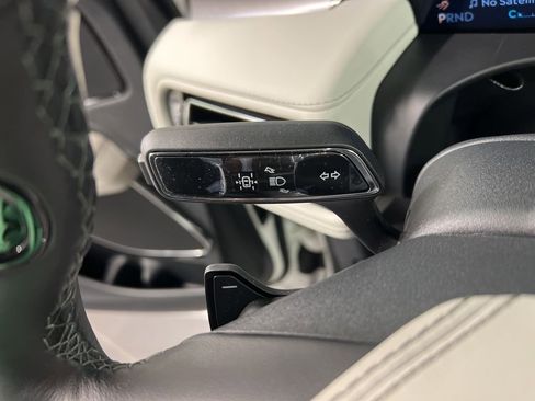 New 2026 Lincoln Aviator AWD image 19