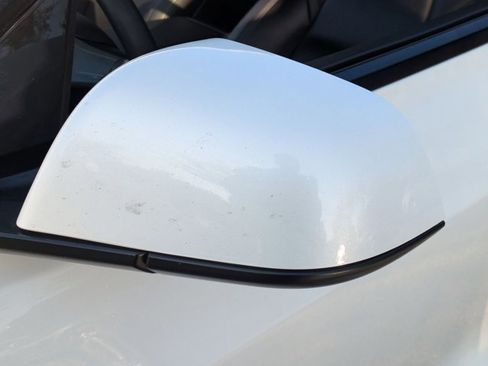 Used 2023 Tesla Model 3 Standard Range image 5