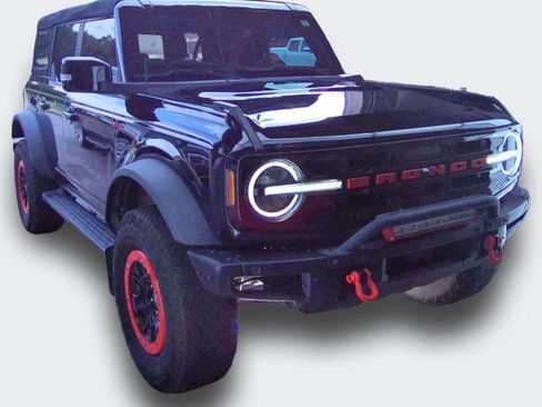 Used 2022 Ford Bronco Outer Banks w/ Sasquatch Package AWD/4WD image 13