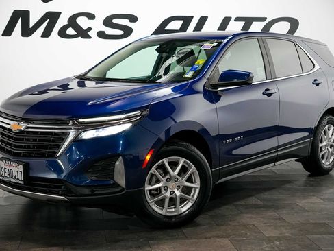 Used 2022 Chevrolet Equinox LT FWD image 2