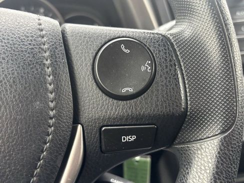 Used 2016 Toyota RAV4 LE image 19