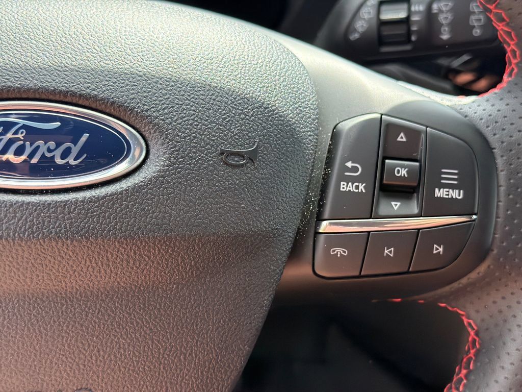Used 2026 Ford Escape ST-Line FWD image 25