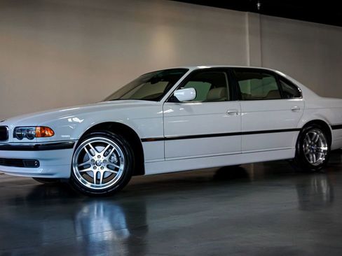 Used 1999 BMW 740iL image 99