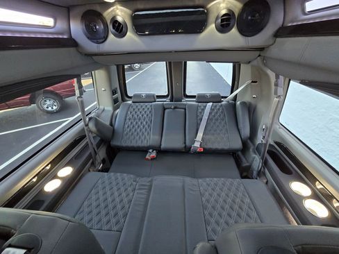 New 2025 GMC Savana 2500 Extended w/ Driver Convenience Package image 28