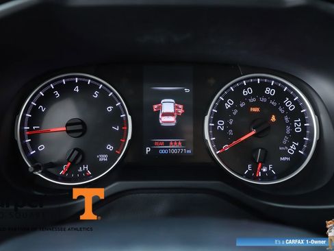 Used 2020 Toyota RAV4 LE image 64