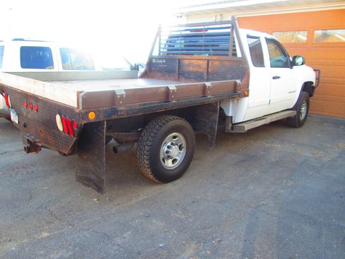Used 2007 Chevrolet Silverado 2500 LT image 3