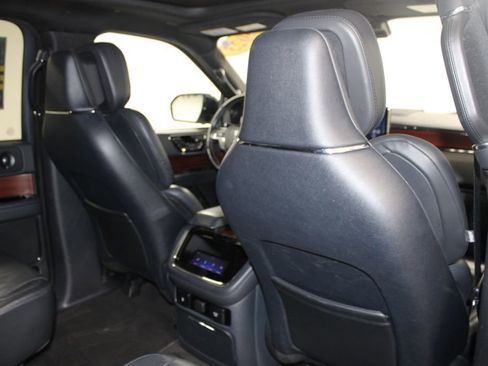 Used 2023 Lincoln Navigator Reserve image 37