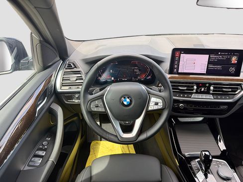 Used 2023 BMW X3 sDrive30i w/ Premium Package w/ZPA RWD image 17