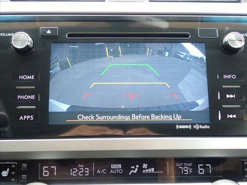 Used 2017 Subaru Outback 2.5i Premium AWD/4WD image 19