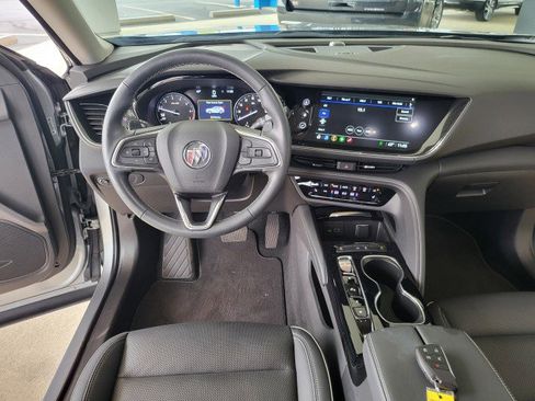 Used 2023 Buick Envision Essence image 2