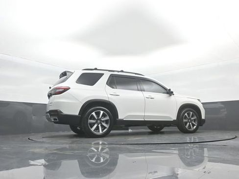 Used 2024 Honda Pilot Elite image 39