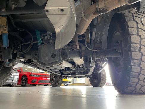 Used 2020 Chevrolet Colorado ZR2 w/ LPO, Power Package image 15