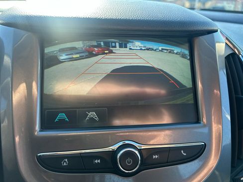 Used 2016 Chevrolet Cruze LT w/ Convenience Package image 19