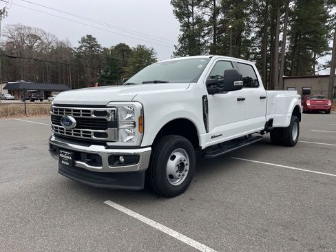 Certified 2024 Ford F350 XLT image 2